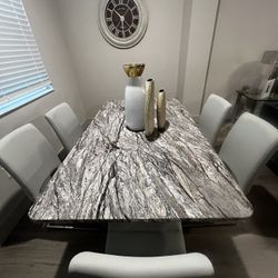 dining table/  Mesa Comedor 