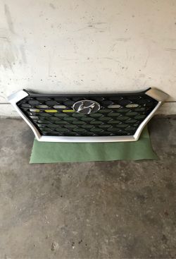 Hyundai Tucson grill