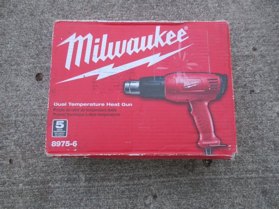 NEW MILWAUKEE 8975-6 11.6 AMP 120-VOLT DUAL TEMPERATURE HEAT GUN