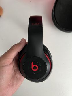 Red And Black Beats Studio 3 Headphones + Case