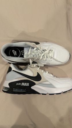 NIKE AIR EXCEE 9.5