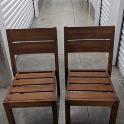 Chairs/Pair