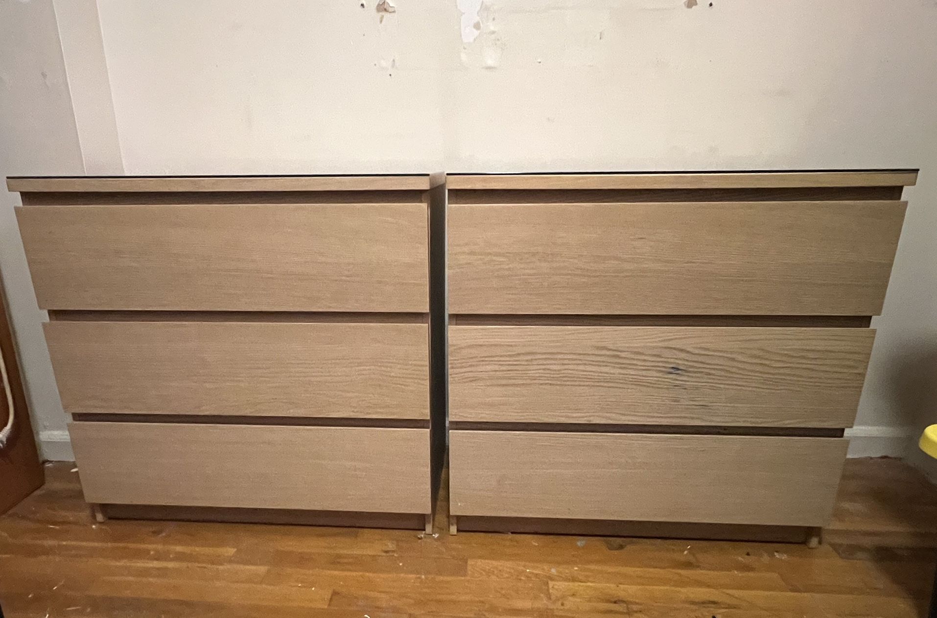 Chest End Table