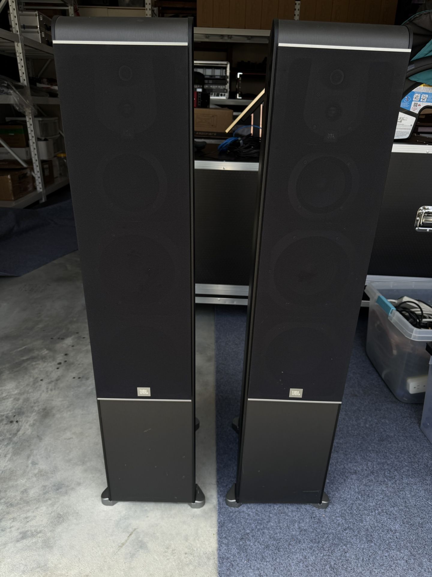 Home theater System-JBL ES80 &Yamaha AX-V685 AV Receiver