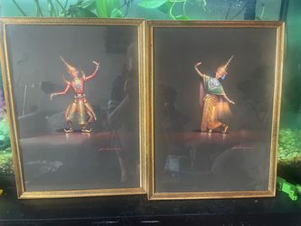 Indonesian Dancers