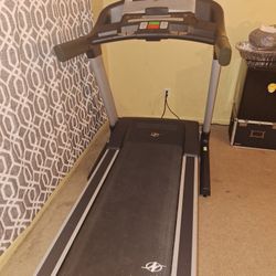 Treadmill 