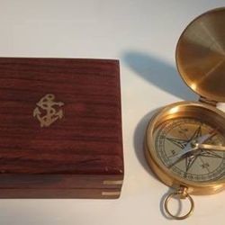 Large 4" Brass Compass with Rosewood Storage Box, Fully Functional - $25 (Harahan)