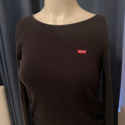 Womens Levis Top