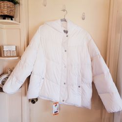 Brand New Women's Puffer Coat
