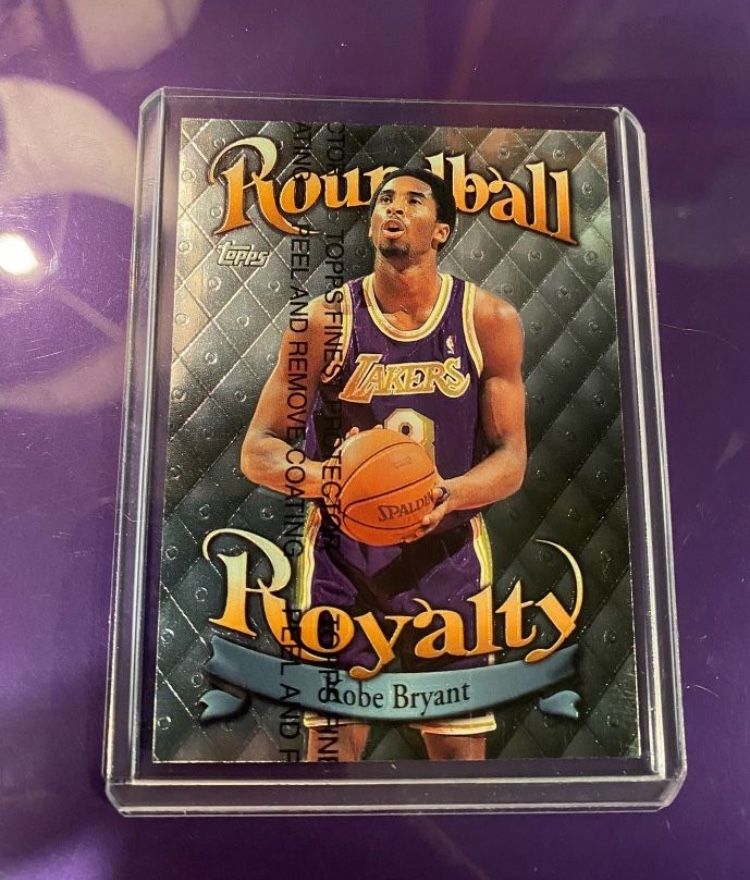 Kobe Bryant Roundball Royalty With Peel