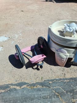 Free kids water tables