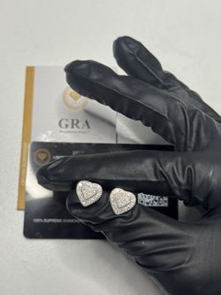 VVS Heart Earrings