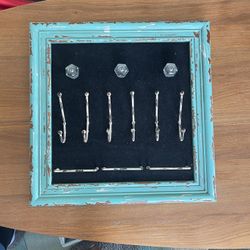 Distressed Turquoise Hook Frame – Wall Hanging Organizer