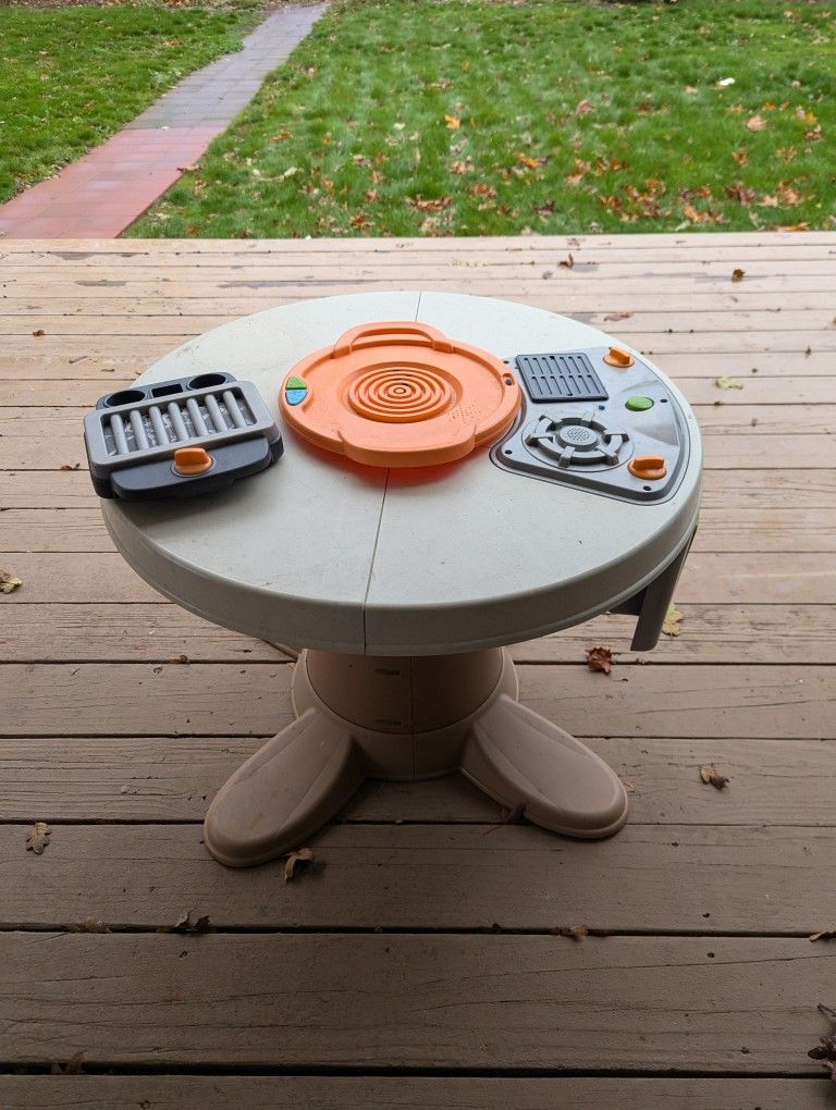 Kids Barbecue Table