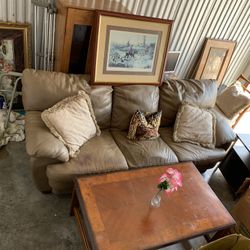Living Room Set $50 For All. 🎁🎈🛋 It Included Sofa, Coffee Table, Pillows, And Frame. Couch, Furniture, Table, Paint, House And Business Furniture.