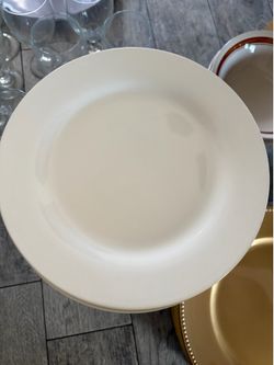 Dinner plates