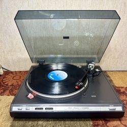 Vintage Fisher MT-6240 Semi Auto Direct Drive Turntable *Serviced*