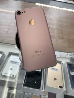 IPHONE 7 128 GB FACTORY UNLOCKED EXCELLENT CONDITION