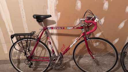 Vintage Schwinn Road Bike