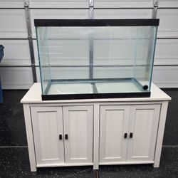 Fish Tank 75 Gallon And Alot Of Accessories 