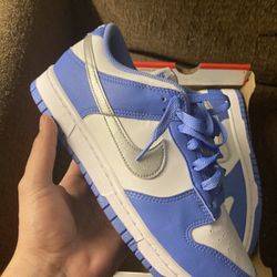 Nike Dunks 