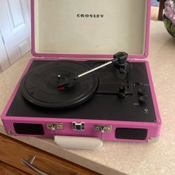 Crosley Record Player 3-speeds With Bluetooth 