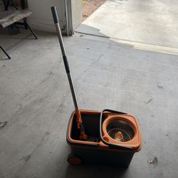 Mop, Bucket