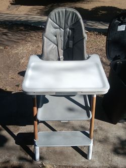 !! Baby High Chair