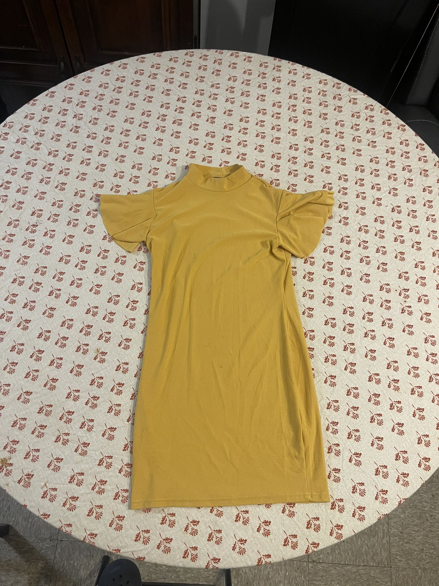 Yellow Boohoo Dress Shirt