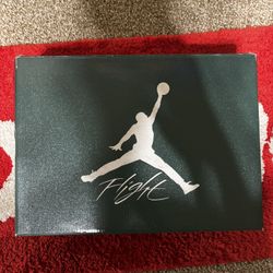 Air Jordan 4 Retro Oxidized 