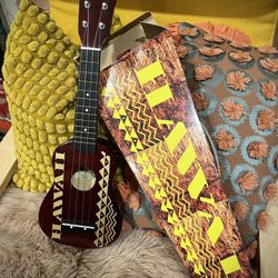 Hawaiian Ukulele NIB “Leolani” Vintage