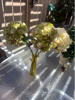 Artificial flowers