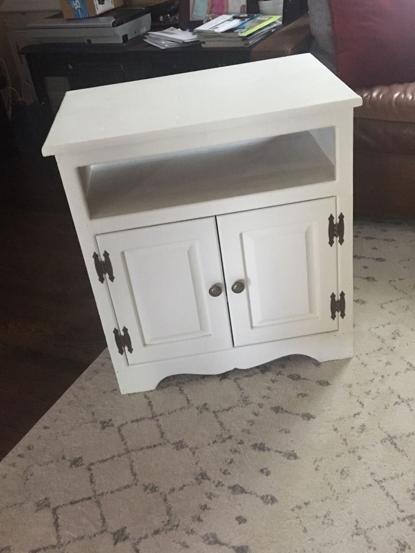TV Stand - 18x27x28