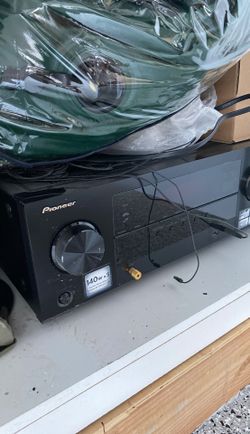 Pioneer receiver 140 wats x5