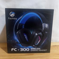 Fachixy Wireless Gaming Headset with Microphone for PC, PS5, PS4, Bluetooth Gaming Headphones - Fast Charge 50Hr Battery, Cool LED Lights for Switch, 