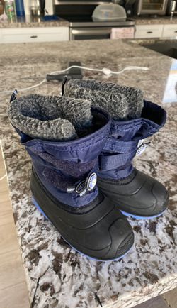 Kamik size 10 snow boots kids toddler winter