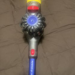 Dyson Vacuum 