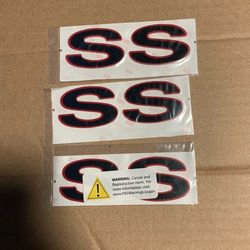SS Camaro emblems