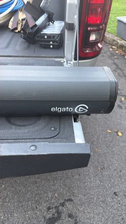 Elgato Streaming Retractable Green Screen