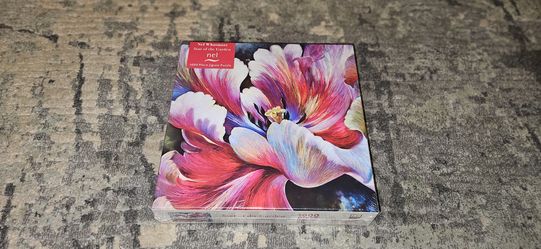 Star Of The Garden (2021) 1000 pc Jigsaw Puzzle Nel Whatmore. Brand New Sealed!!