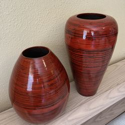 Vases Vibrant Red Tones