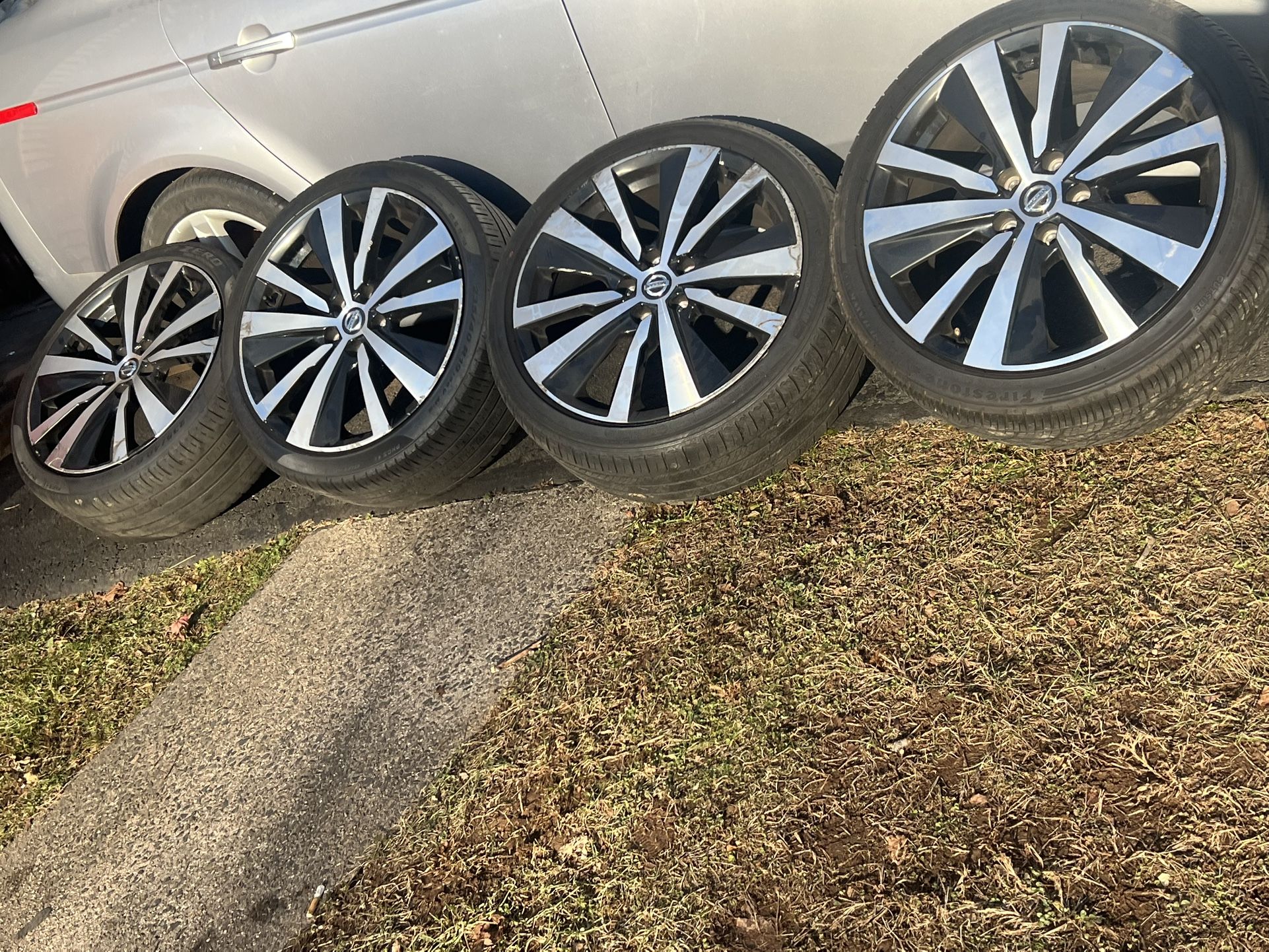 2022 Nissan Altima Rims