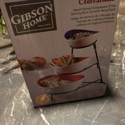 New 3 Tier Serving Bowl Set . Read Description 