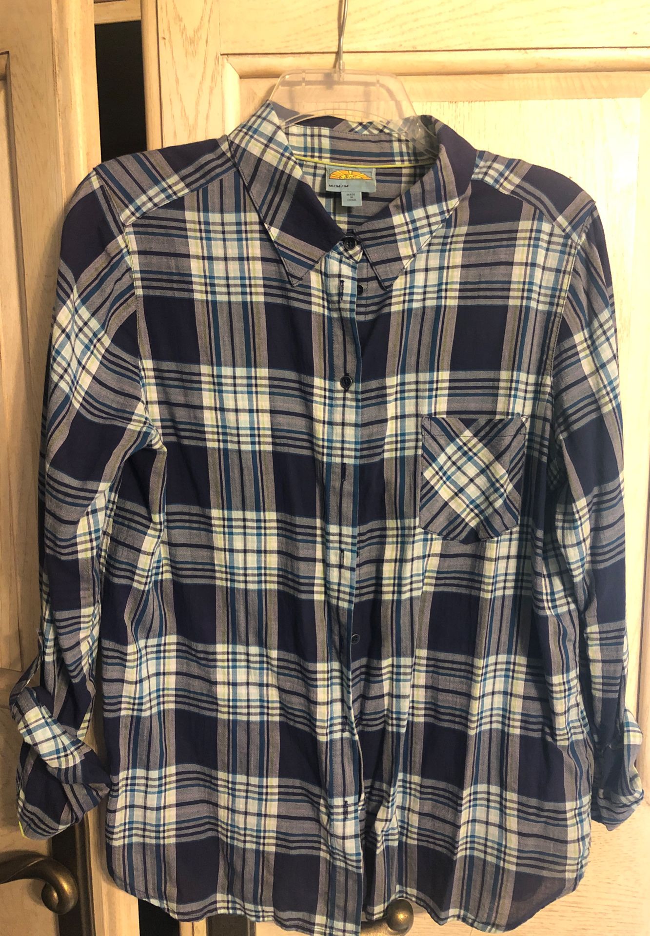 Ladies medium navy plaid