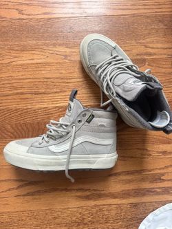 Vans Gray High Top Shoes – Like New