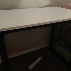 White Wood Top Desk Metal Legs