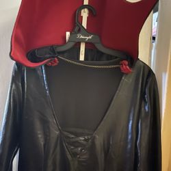 Costume