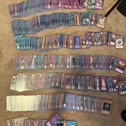 Yu-Gi-Oh Card Lot & Card Organizer 