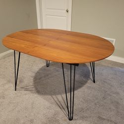 Extendable Dining Table