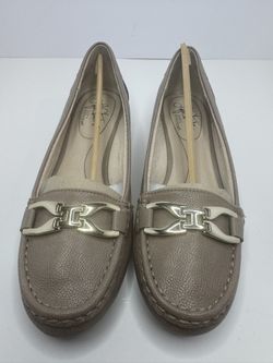 Life Stride Fatima Taupe Eternity Loafers Size 6M